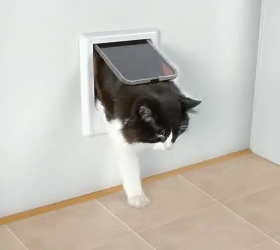 Kattlucka Freecat De Luxe Elektromagnetisk Vit - Nästan slut
