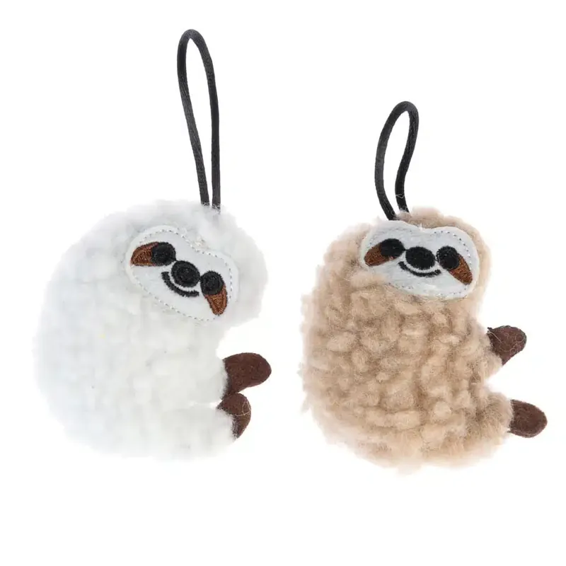 Mycket efterfrågad | TIAKI Sloth sengångare kattleksak i set med kattmynta – 2-pack