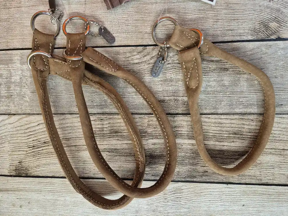 Hurtta Heljusterande Läderhalsband - Så länge lagret räcker