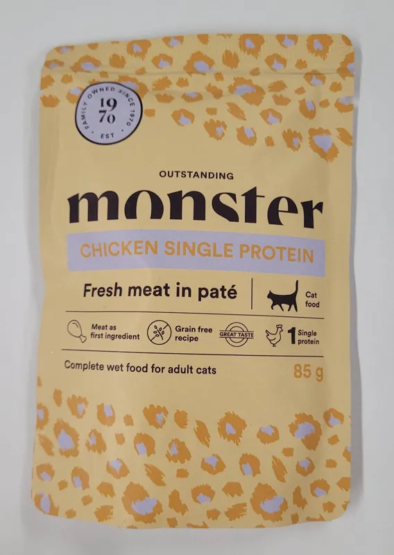 Endast ett fåtal kvar - Monster Cat Adult Kyckling 85g kattens våtfoder