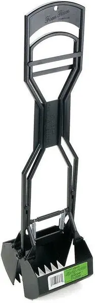 Expressleverans | Four Paws Allen’s Spring Action Scooper for Grass