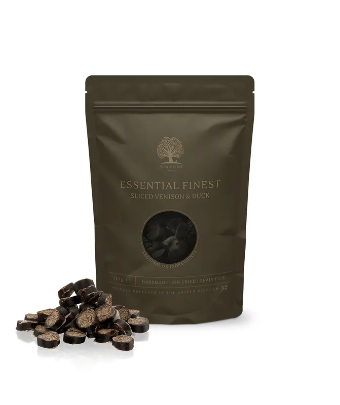 Nyhet hos oss - Essential Finest Sliced Venison & Duck Hundgodis - 110 g