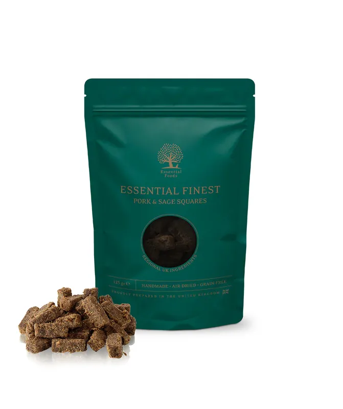Essential Finest Pork & Sage Squares Hundgodis - 125 g - Beställ direkt