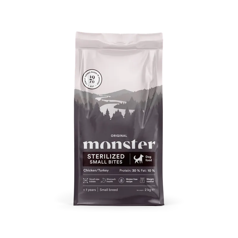 Monster Dog Original Sterilized Chicken & Turkey small bites 2 kg - Spara mer