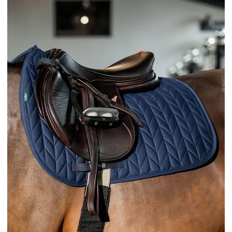 Premiumkvalitet - Sadelpad för hästar Horseware Amigo Close Contact