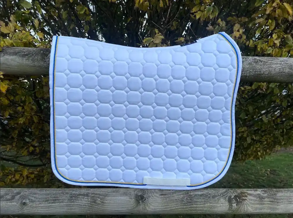 SCHABRAK OCTAGON DRESSYR VITT-BLÅ/GUL - Sänkt pris