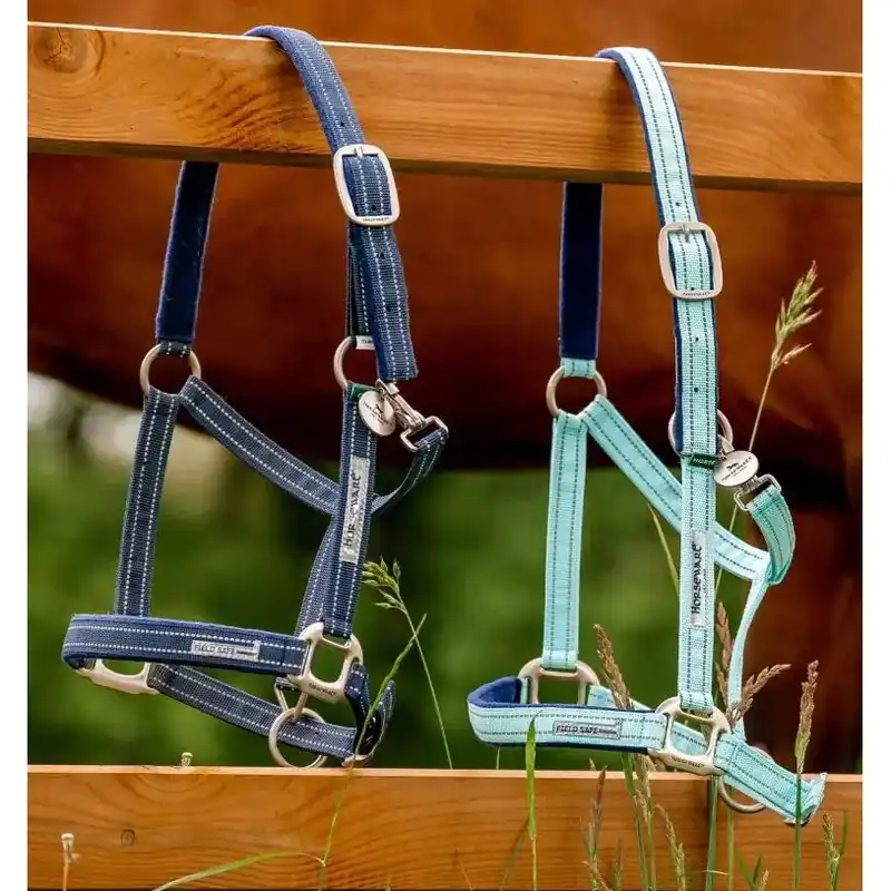 Rea | Nylon grimma för häst Horseware Field Safe